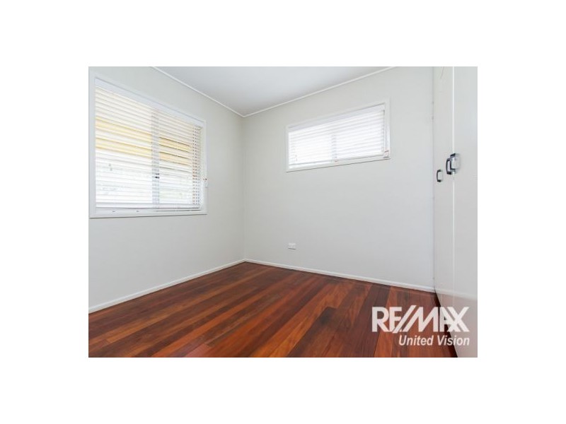 9 Orsan St, Wynnum West QLD 4178