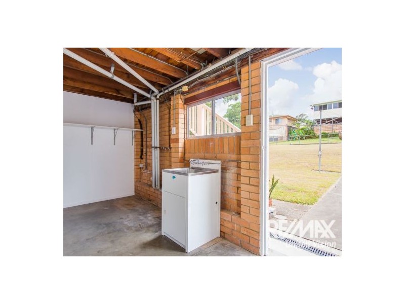 9 Orsan St, Wynnum West QLD 4178