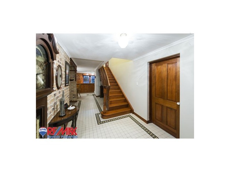 381 London Road, Belmont QLD 4153