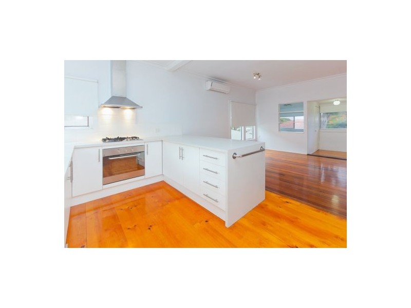 10 Orcades Road, Yeronga QLD 4104