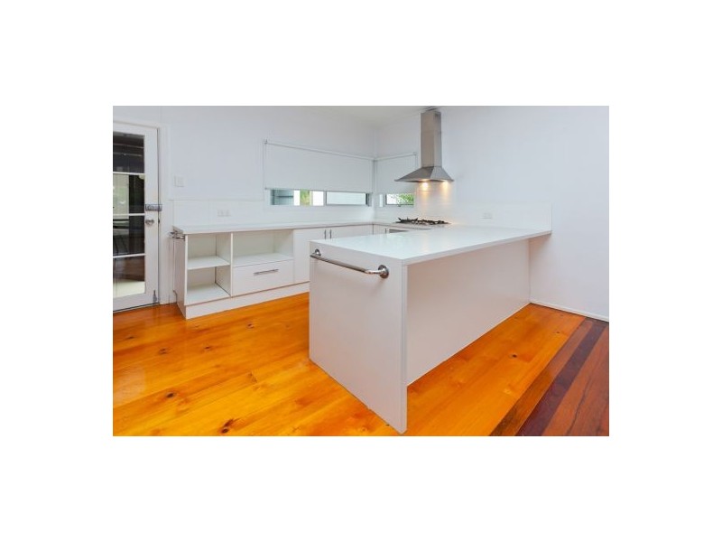 10 Orcades Road, Yeronga QLD 4104