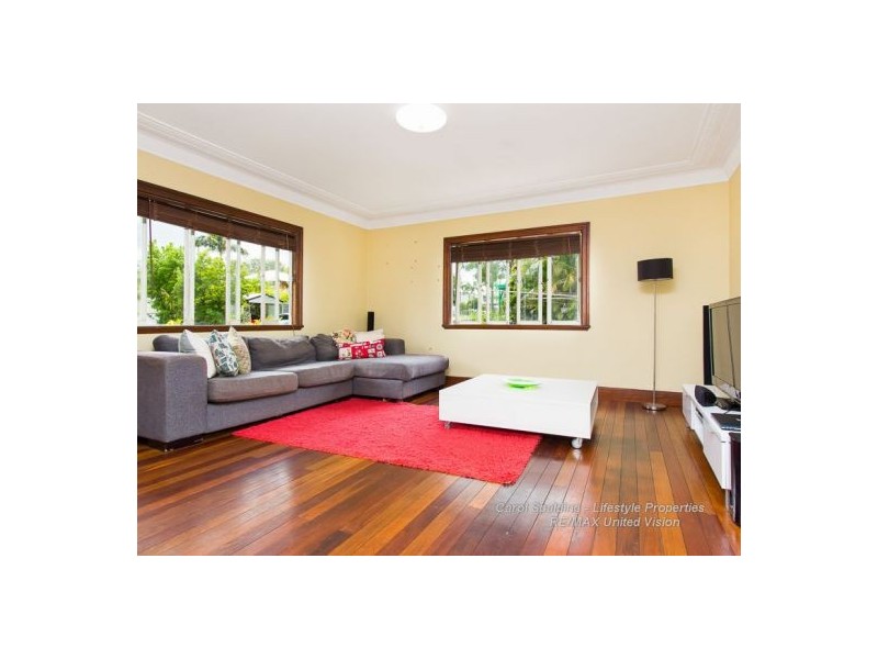 98 Reuben Street, Stafford QLD 4053