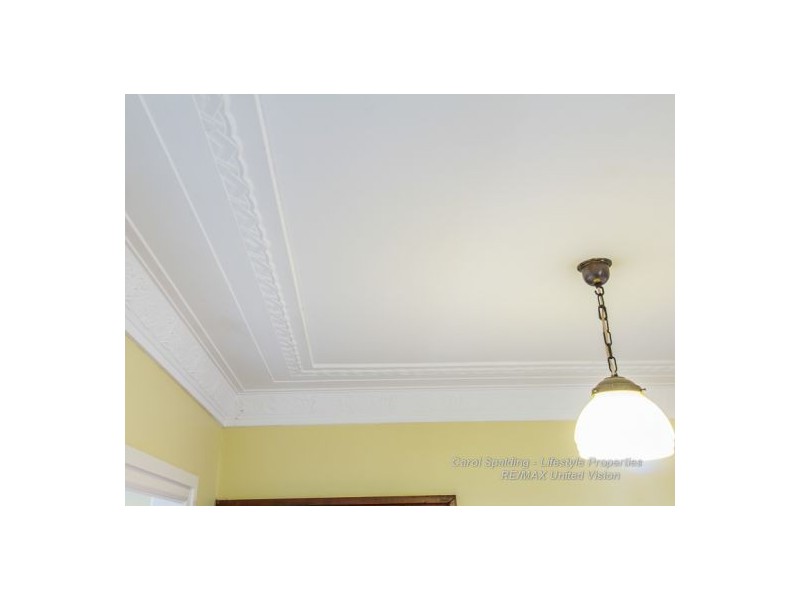 98 Reuben Street, Stafford QLD 4053