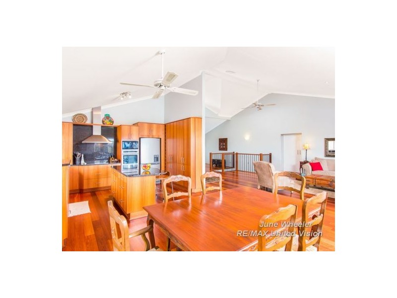 26 Wisteria Crescent, Mount Gravatt East QLD 4122