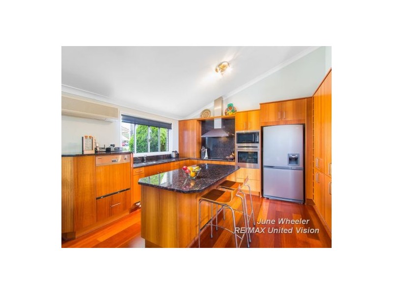 26 Wisteria Crescent, Mount Gravatt East QLD 4122