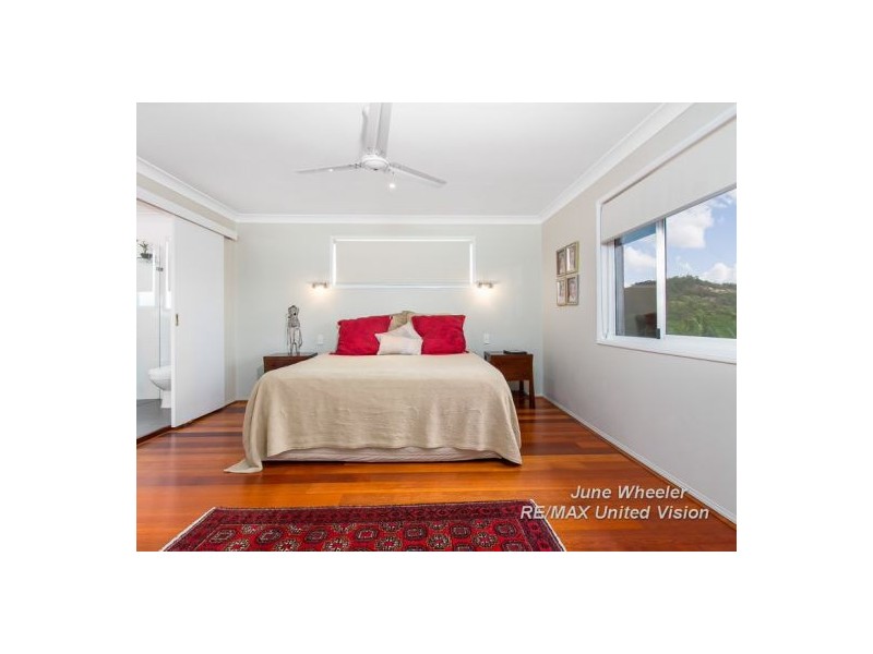 26 Wisteria Crescent, Mount Gravatt East QLD 4122