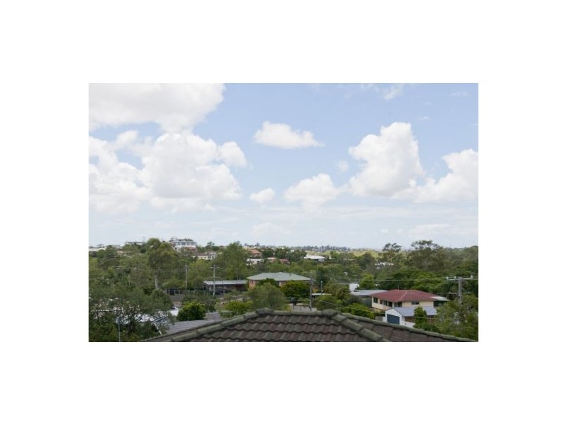 16 Burchell St, Carina QLD 4152