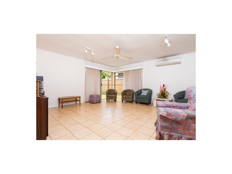 6 Baynes Street, Carindale QLD 4152