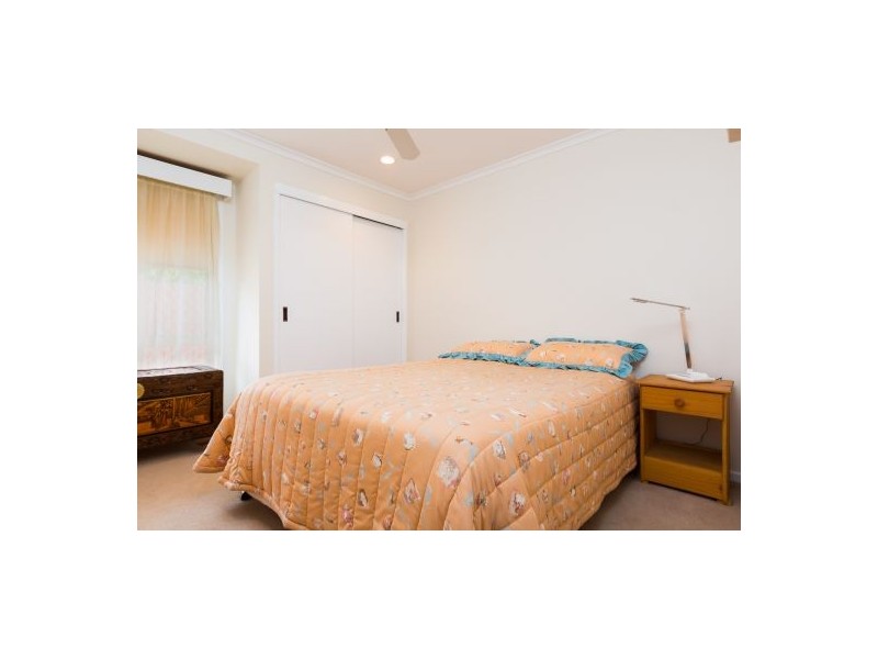 6 Baynes Street, Carindale QLD 4152