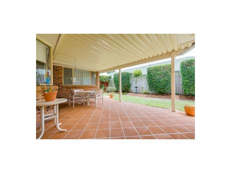 6 Baynes Street, Carindale QLD 4152