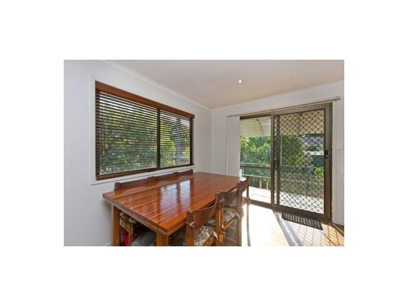 57 Blackberry Street, Mansfield QLD 4122