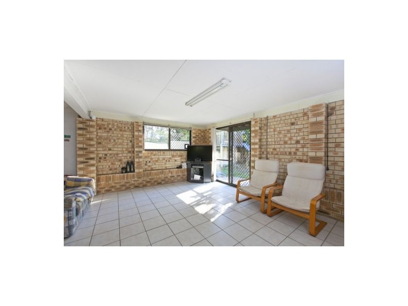 57 Blackberry Street, Mansfield QLD 4122