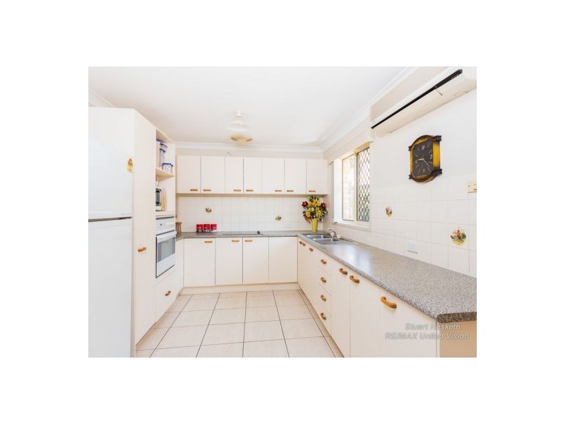 10 Autumn Close, Carina QLD 4152