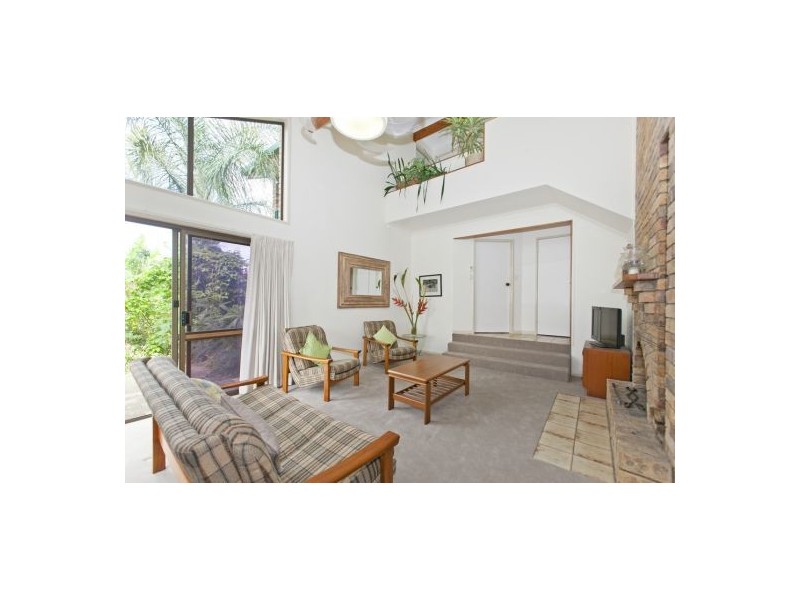 20 Banwell Crescent, Carindale QLD 4152