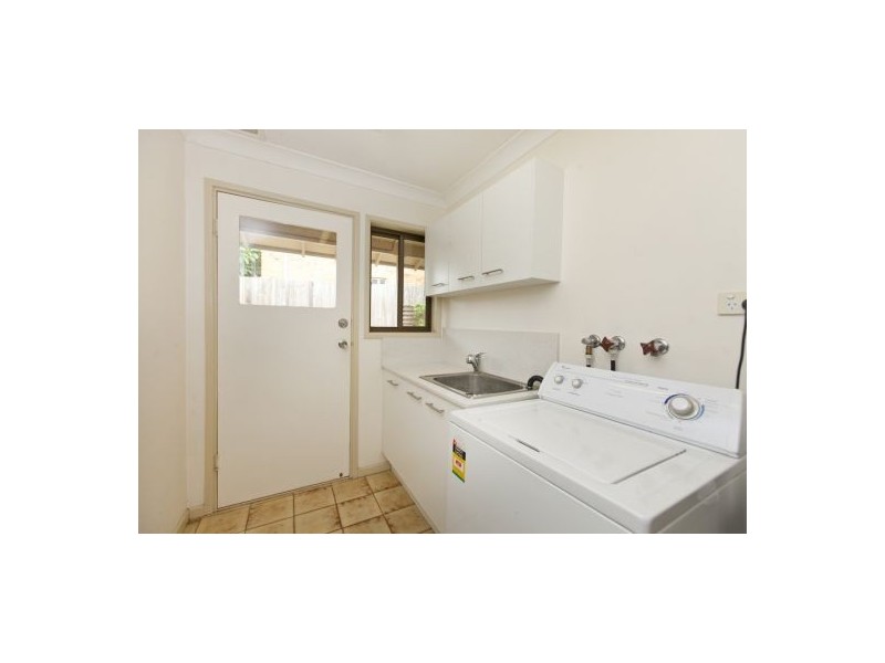 20 Banwell Crescent, Carindale QLD 4152