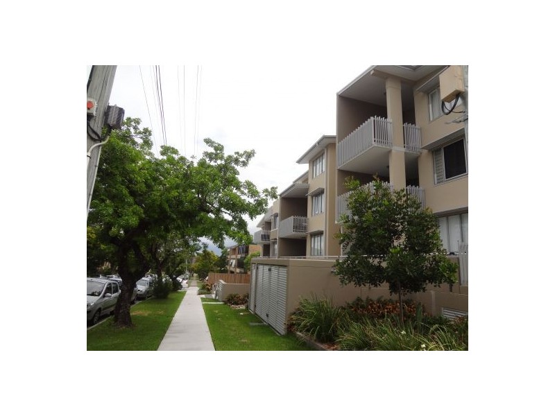 13/36 Kitchener Street, Coorparoo QLD 4151