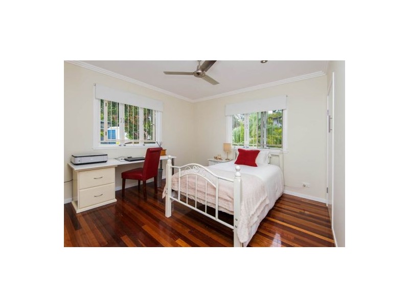 83 Amega Street, Mount Gravatt East QLD 4122