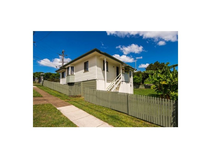 40 Crown Street, Holland Park West QLD 4121