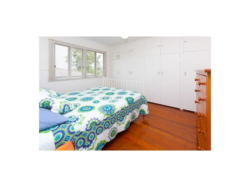 34 Enderby Street, Mount Gravatt East QLD 4122