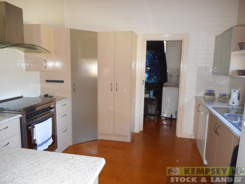 74 Tozer St, West Kempsey NSW 2440