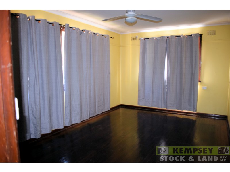 124 River St, Kempsey NSW 2440