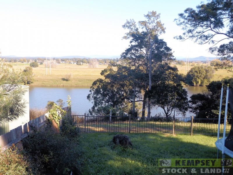 124 River St, Kempsey NSW 2440
