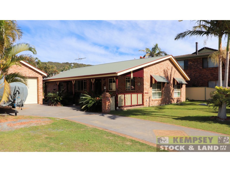9 Bream Close, Hat Head NSW 2440