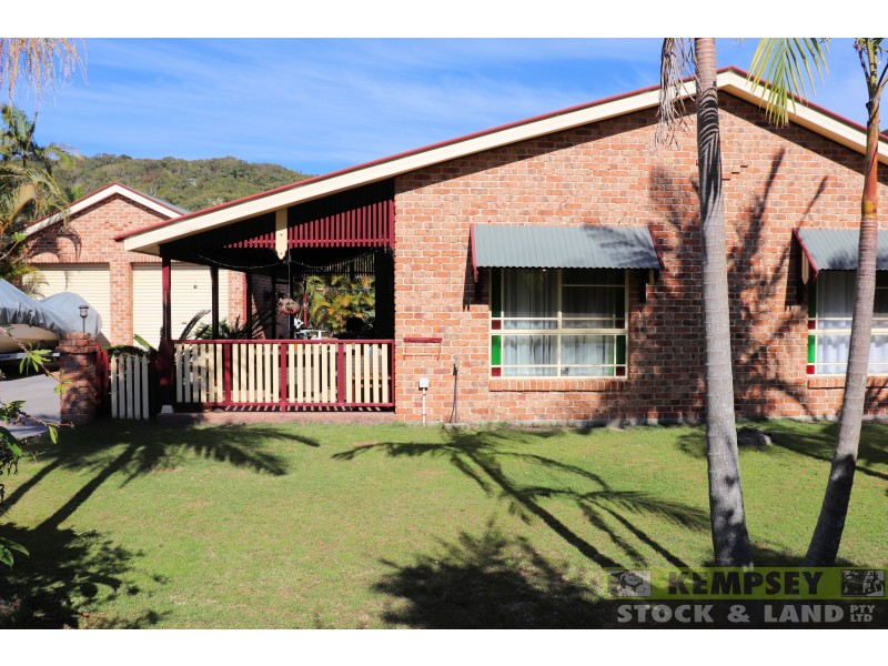 9 Bream Close, Hat Head NSW 2440
