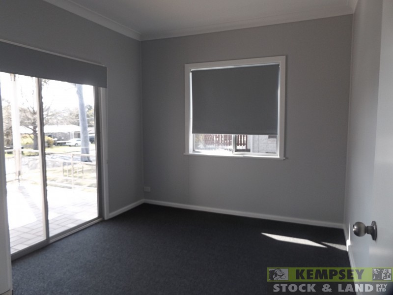 25 Macquarie St, South Kempsey NSW 2440