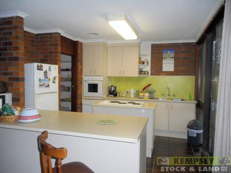 7 Hill St, East Kempsey NSW 2440