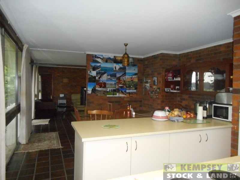 7 Hill St, East Kempsey NSW 2440