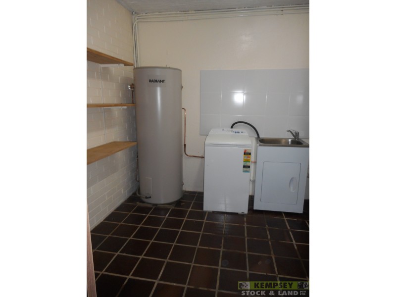 7 Hill St, East Kempsey NSW 2440