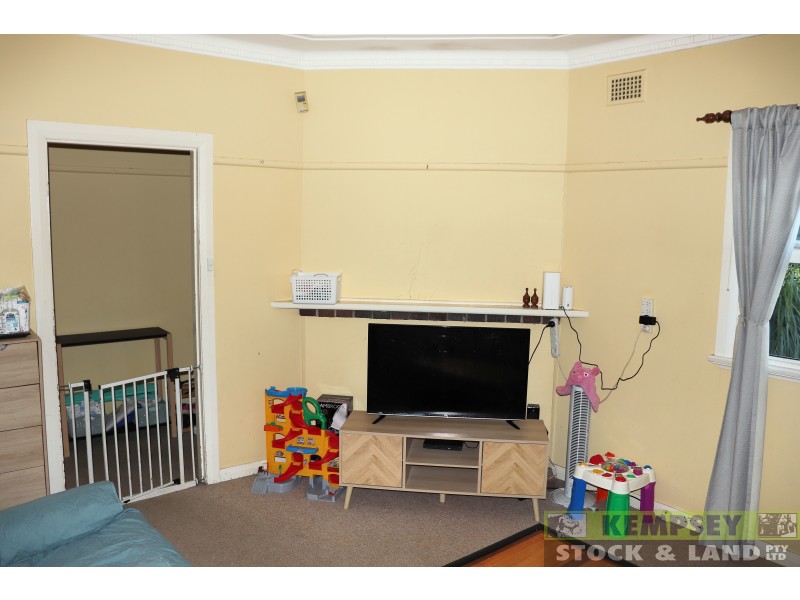 38 Polwood St, West Kempsey NSW 2440