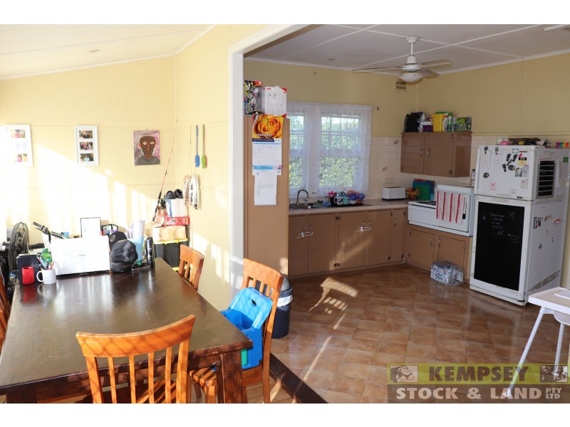 38 Polwood St, West Kempsey NSW 2440