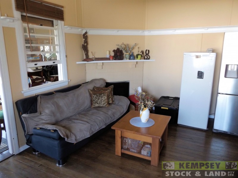 119 Kemp St, Kempsey NSW 2440