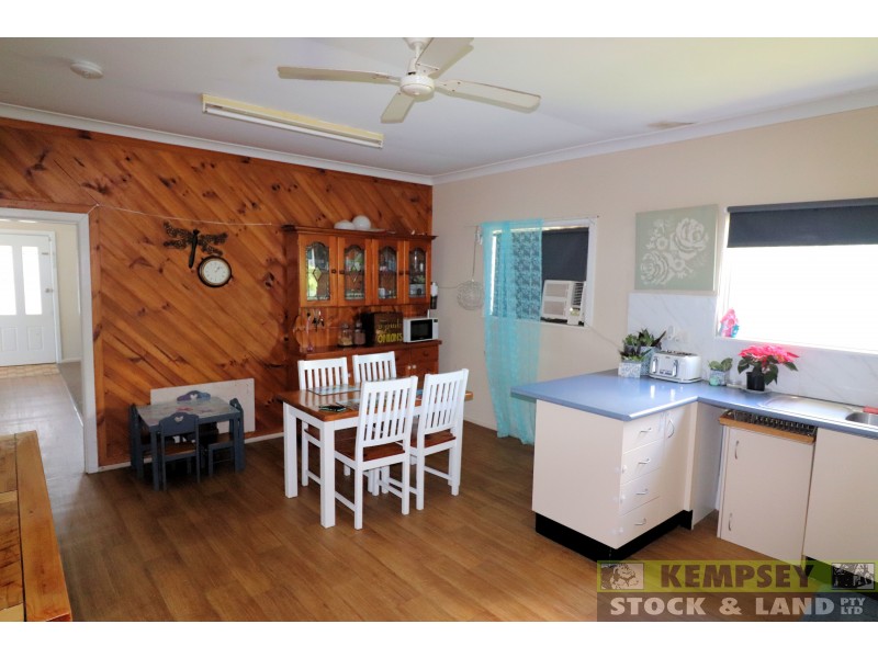 20 Jubilee Lane, West Kempsey NSW 2440