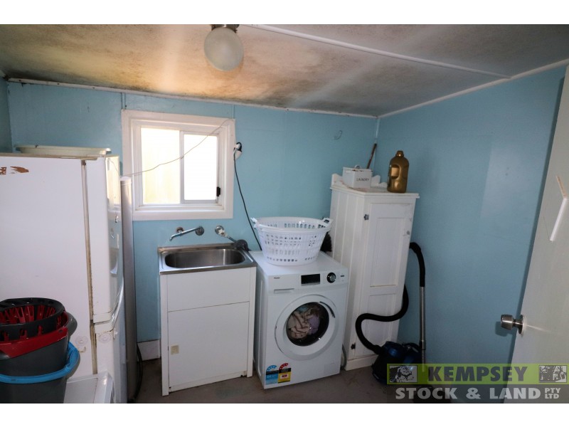 20 Jubilee Lane, West Kempsey NSW 2440