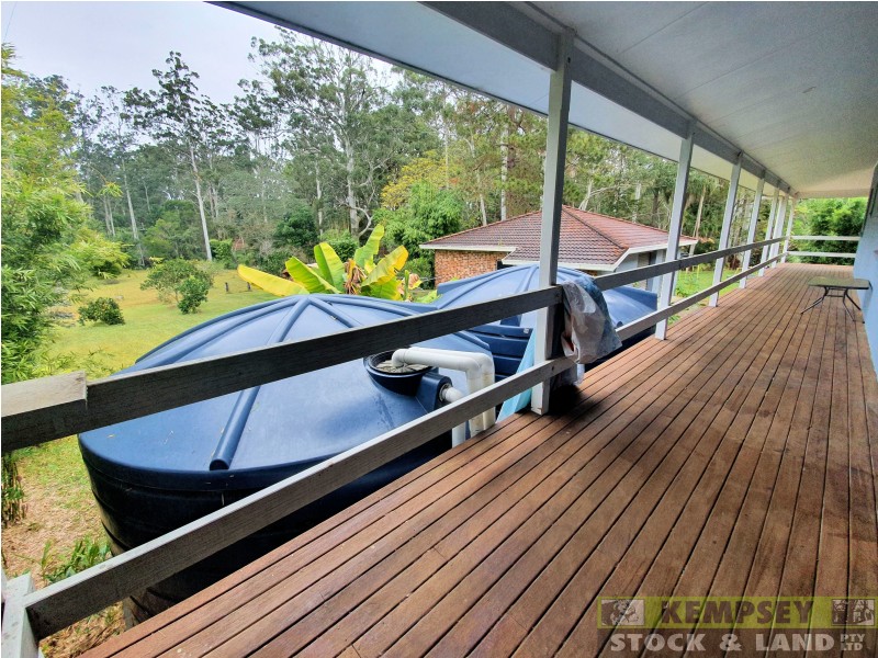 12 Haven Cres, Yarravel NSW 2440