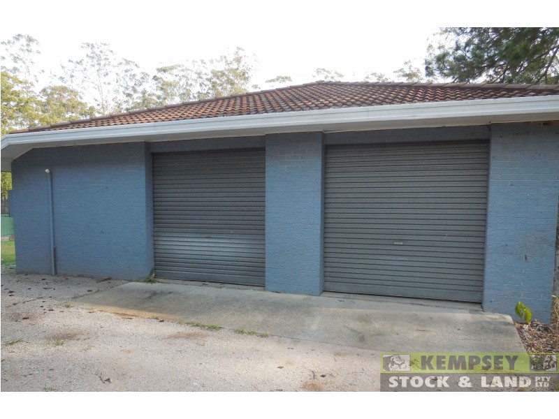 12 Haven Cres, Yarravel NSW 2440