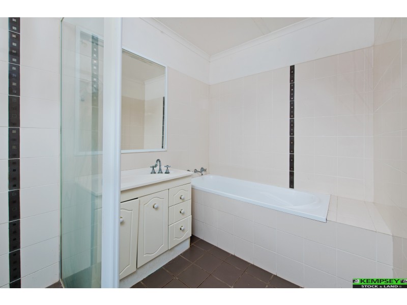 880 Armidale Rd, Skillion Flat NSW 2440