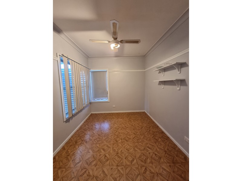 5 Colin Tait Ave, West Kempsey NSW 2440