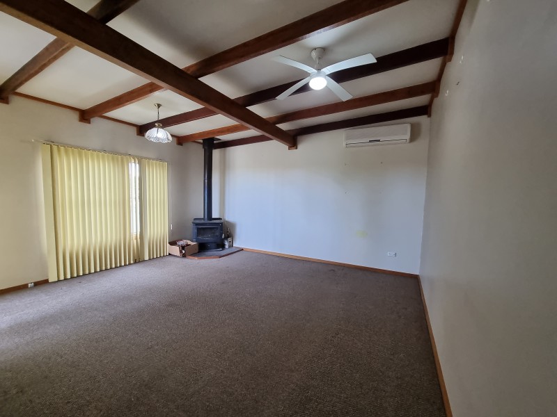 5 Colin Tait Ave, West Kempsey NSW 2440