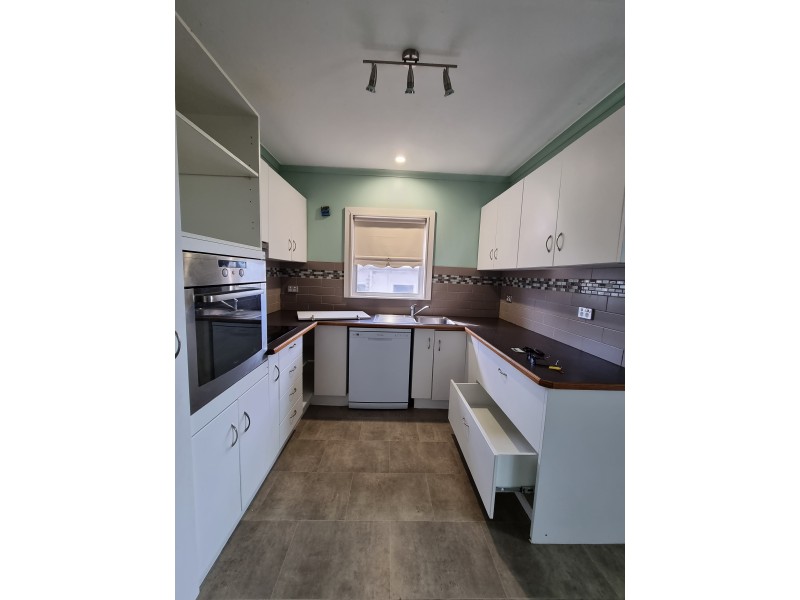 5 Colin Tait Ave, West Kempsey NSW 2440