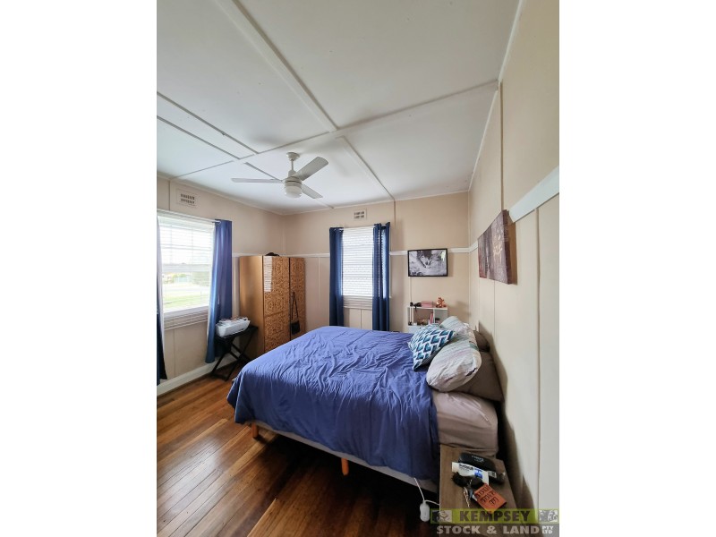 32 Polwood St, West Kempsey NSW 2440
