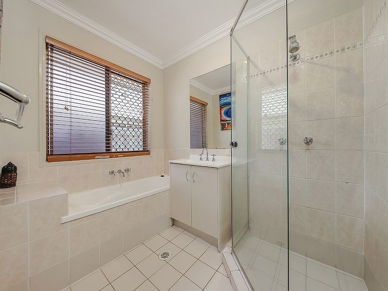 7 Merle Court, Birkdale QLD 4159