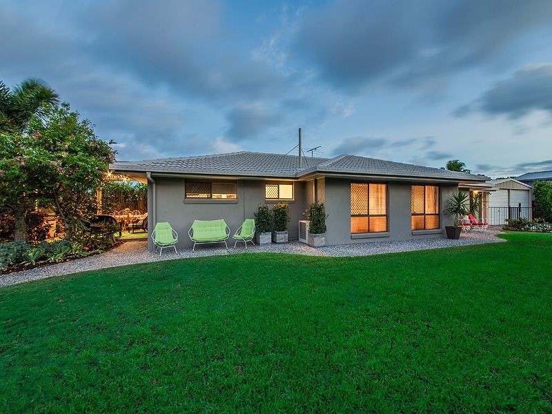1 Rosier St, Wynnum West QLD 4178