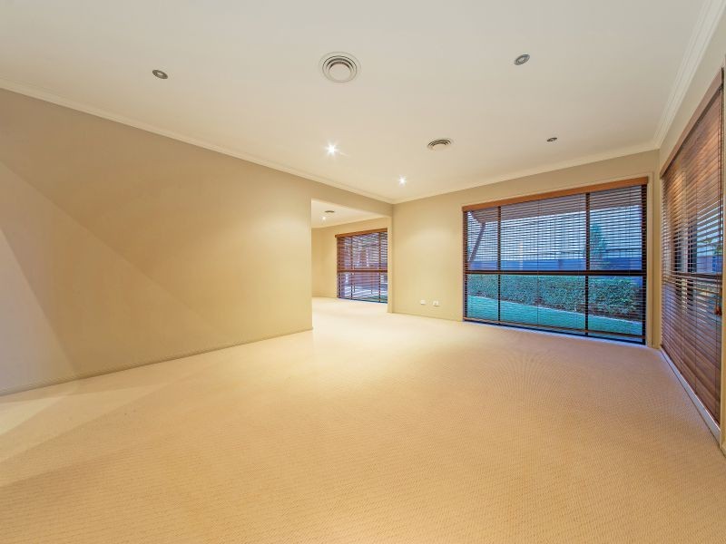 10 John Street, Manly West QLD 4179