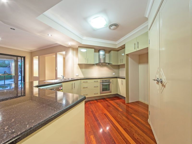 10 John Street, Manly West QLD 4179