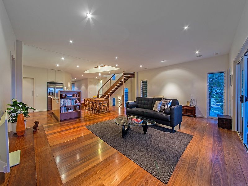 6 Wellington Street, Manly QLD 4179
