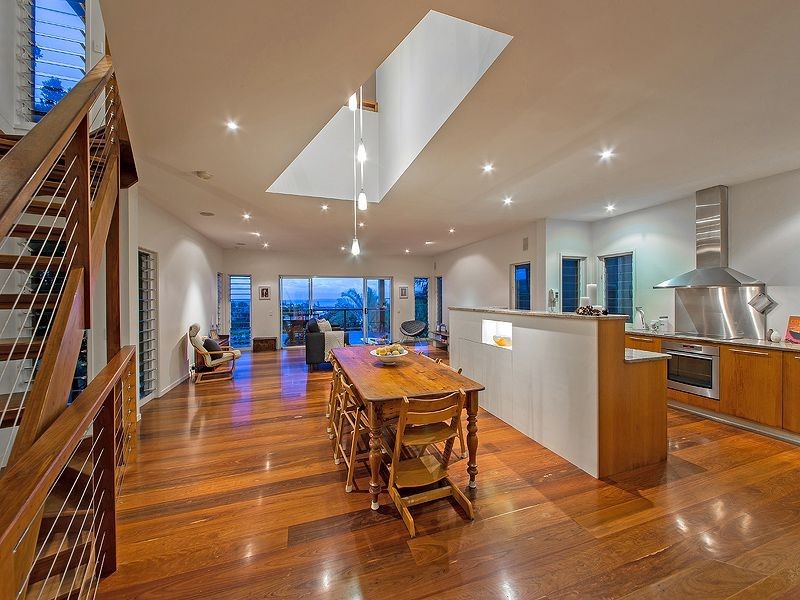 6 Wellington Street, Manly QLD 4179